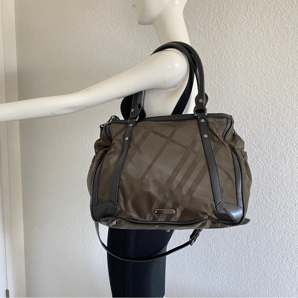 Burberry check nylon multi purpose bag - Picture 13 of 14